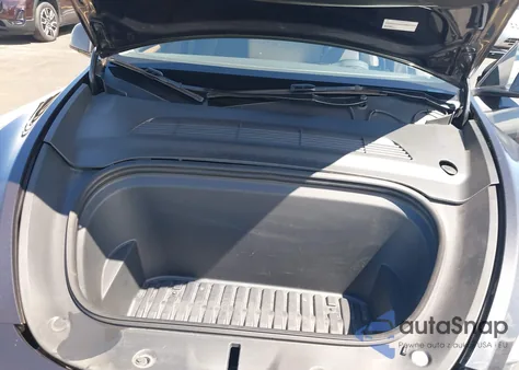 2024 Tesla Model Y Long Range Dual Motor All-Wheel Drive/Rwd из США, поврежденный, VIN 7SAYGDEDXRF050391